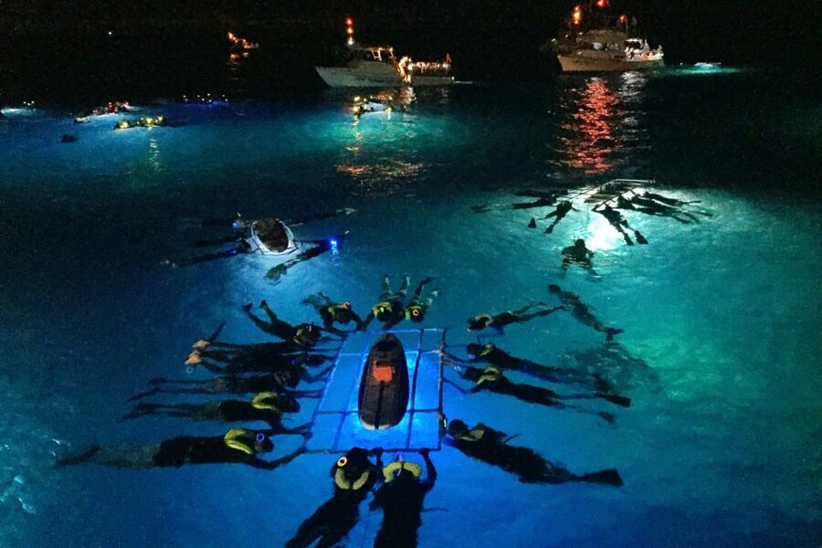 Kailua Kona: Night Manta Ray Adventure on the Big Island - The 150-minute rhythm: from Kona to the glowing manta spot