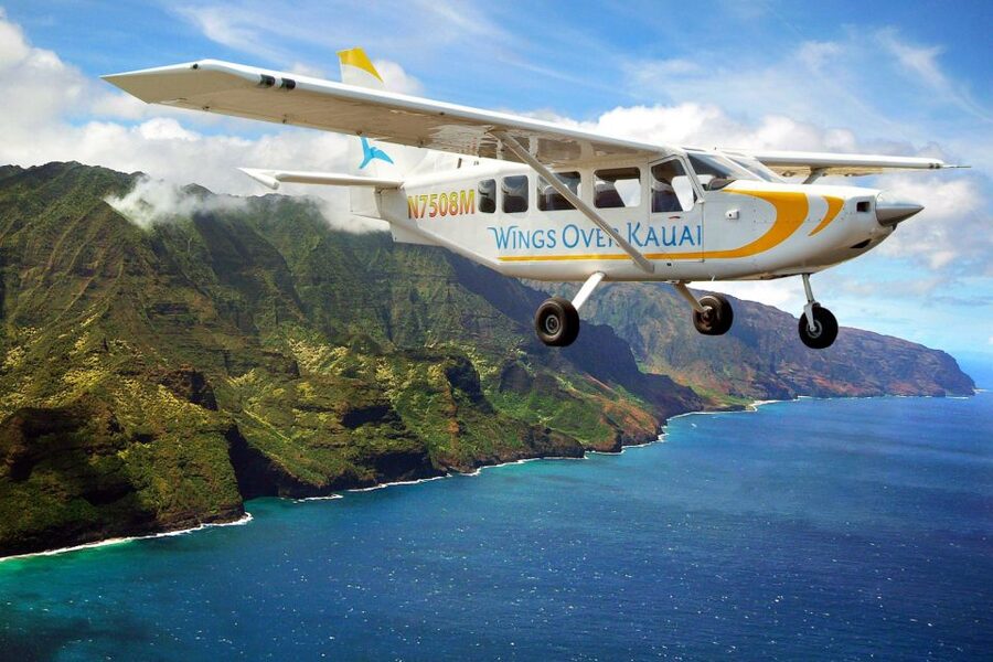 Kauai: Air Tour of Na Pali Coast, Entire Island of Kauai - Why the AirVan and the 6-Person Limit Matter More Than You Think