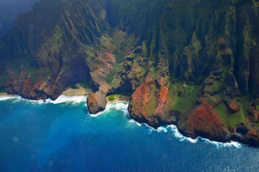 Kauai: Air Tour of Na Pali Coast, Entire Island of Kauai - Hanalei Valley Waterfalls and the Southbound Sweep You Will Remember
