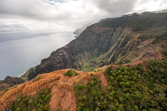 Kauai' Exclusive Helicopter Tour: Land & Explore Olokele Canyon - Price and value: what $369 buys you on Kauai