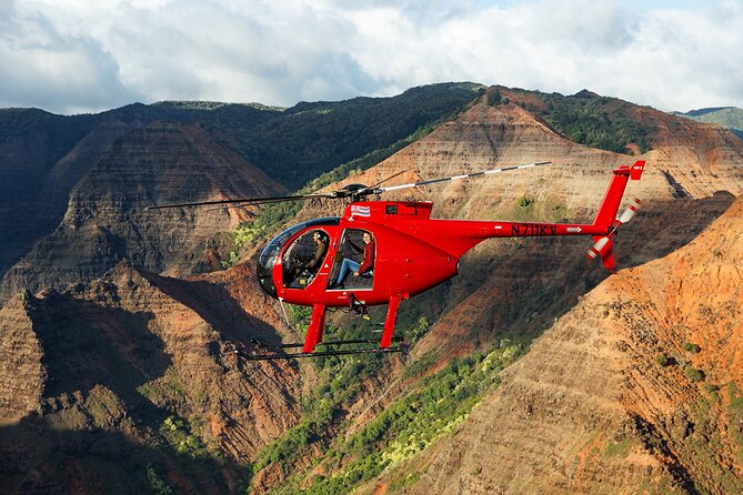 Kauai: Hughes 500 4-Passenger Doors-Off Helicopters - The flight route: Jurassic Park Falls to the wettest skies on Earth