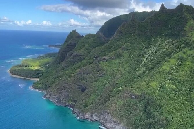 Kauai: Hughes 500 4-Passenger Doors-Off Helicopters - Who should book this Kauai doors-off helicopter flight