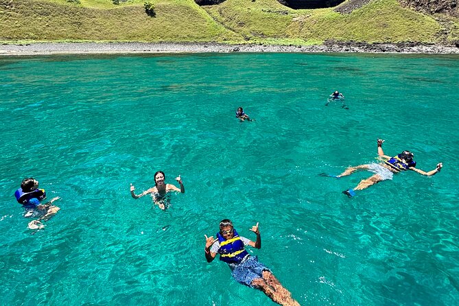 Kauai: Na Pali Coast Power Catamaran - The swim or snorkel break: how to plan for both outcomes