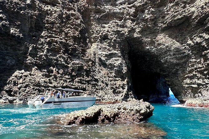 Kauai: Na Pali Coast Power Catamaran - Motion, bumpy water, and how to stay comfortable