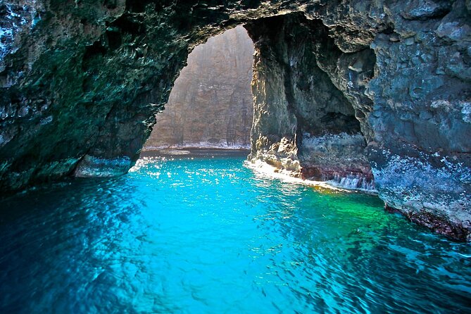 Kauai: Nā Pali Coast Zodiac Raft Expedition and Snorkeling - Why this Na Pali Zodiac ride feels so different