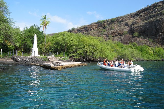 Kealakekua Bay Captain Cook Snorkel Exclusive - Kealakekua Bay and Captain Cook, why this feels special