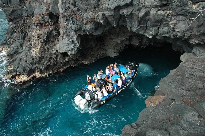 Kealakekua Bay Snorkeling Tour - 4 hour Kona Zodiac Adventure - Captain Cook monument and the history you actually remember