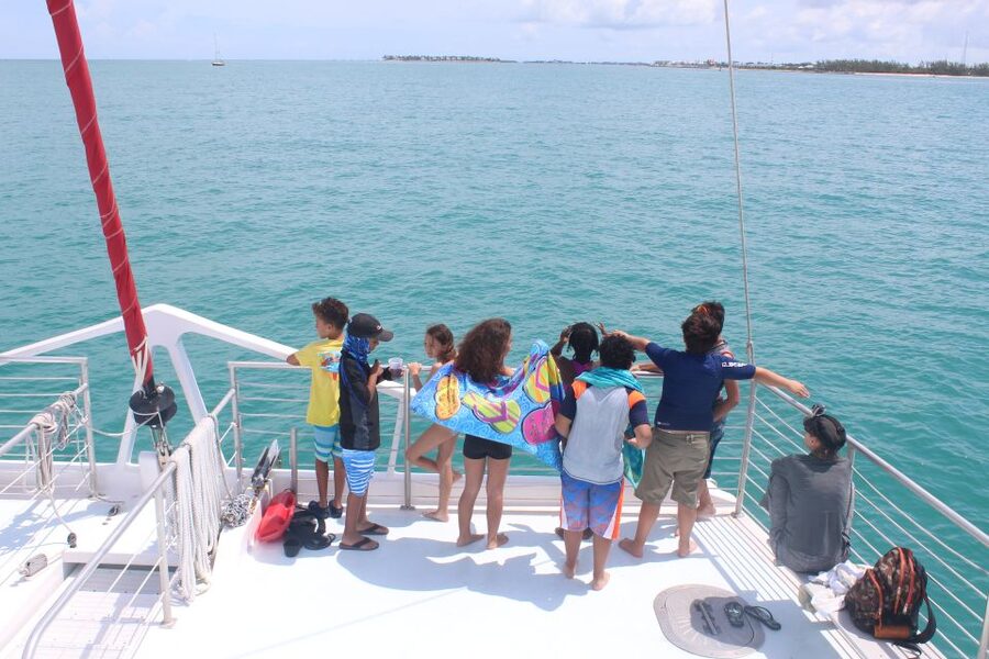 Key West: 3-Hour Afternoon Reef Snorkel with Drinks - After snorkeling: the return sail with unlimited drinks in Key West style