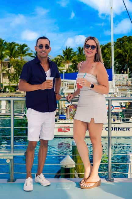 Key West Signature Sunset Cruise with Open Bar, Food & Music - Boarding at the Key West Sea Port: Find Your View Early