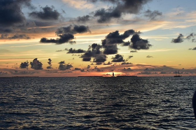 Key West Small-Group Sunset Sail with Wine and Hors d'oeuvres - Who This Key West Wine Sunset Sail Is Best For
