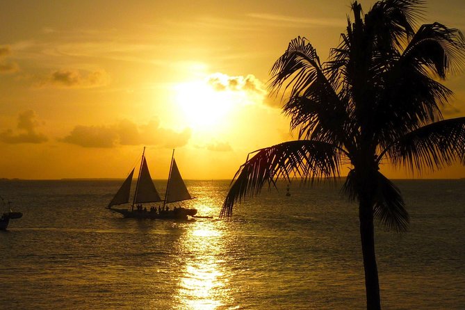 Key West Small-Group Sunset Sail with Wine and Hors d'oeuvres - The Main Event: Sunset Sailing With Up to Eight Wines and Pairing Bites