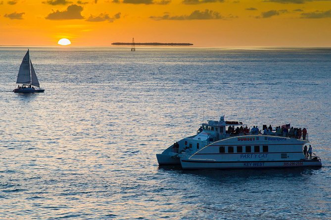 Key West Sunset Cruise: Dinner, Live Music & Drinks Included - Weather, Motion, and How to Stay Comfortable on a 2-Hour Ride