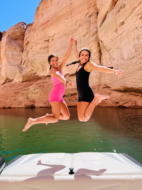 Lake Powell: Antelope Canyon 2-Hour Photo Boat Tour - The Open-Bow Boat Experience: Comfort, Views, and Photo Opportunities
