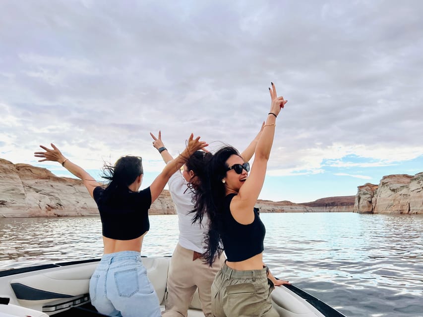 Lake Powell: Antelope Canyon 2-Hour Photo Boat Tour - Wahweap Bay to Glen Canyon Dam: First Views, Fast Photos, Real Context