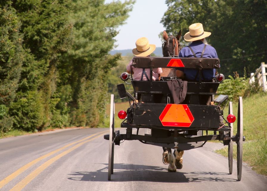 Lancaster County: Amish Farmlands, Museum Tour, Farm Visit - The Amish farmhouse tour: what you learn and what to expect in the room-by-room walk