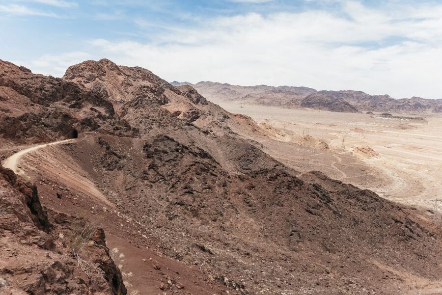 Las Vegas: 3-Hour VIP Hoover Dam Small-Group Mini Tour - 25 Minutes Walk On Top of the Dam: Photos With a Pulse