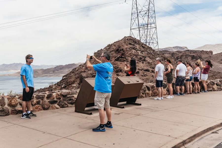 Las Vegas: 3-Hour VIP Hoover Dam Small-Group Mini Tour - Hotel Pickup and the Mercedes-Benz Van: Easy Start