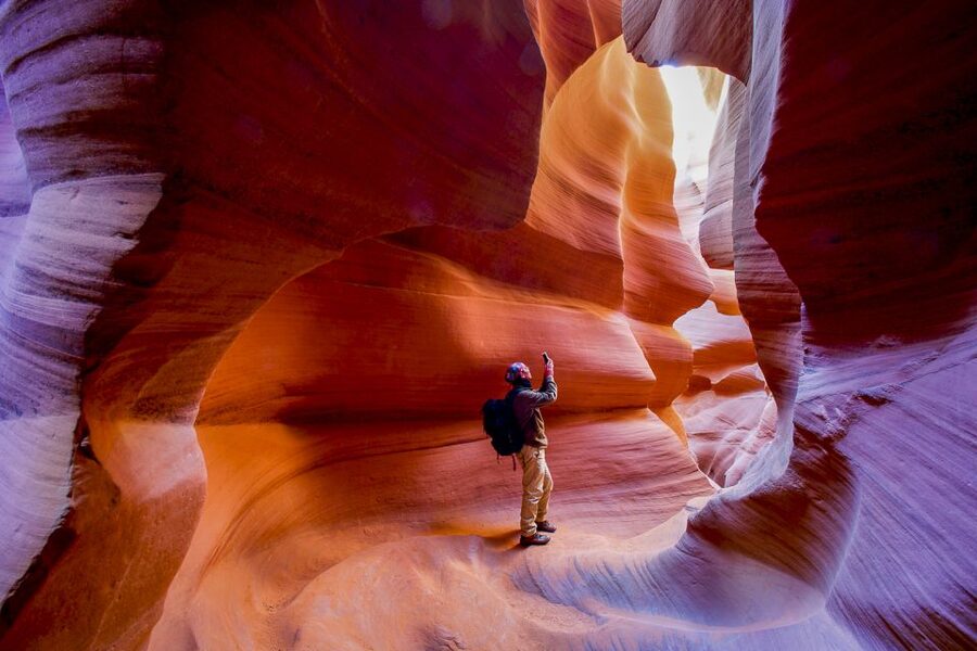 Las Vegas: Antelope Canyon & Horseshoe Bend Tour with Pickup - Antelope Canyon: Lower Canyon vs Canyon X (And Why the Guide Matters)