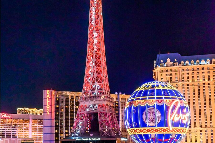 Las Vegas: Eiffel Tower Viewing Deck Entrance Ticket - 360-Degree Views of the Strip and Beyond