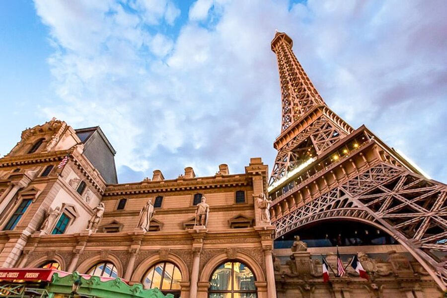 Las Vegas: Eiffel Tower Viewing Deck Entrance Ticket - Eiffel Tower Light Show: A Timed Bonus at Night
