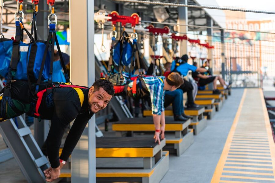 Las Vegas: FLY LINQ Zipline Ticket - Where you go: meeting point and how to plan your arrival