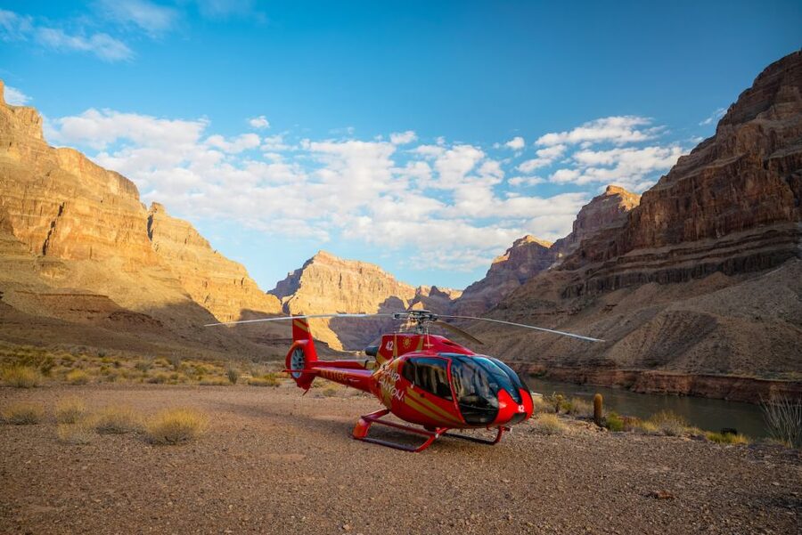 Las Vegas: Grand Canyon Helicopter Landing Tour - The Descent to the Canyon Floor and Why It Feels Different