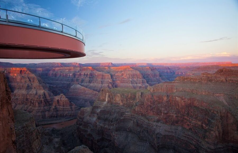 Las Vegas: Grand Canyon Helicopter Landing Tour - EcoStar Helicopters Over Lake Mead and Hoover Dam