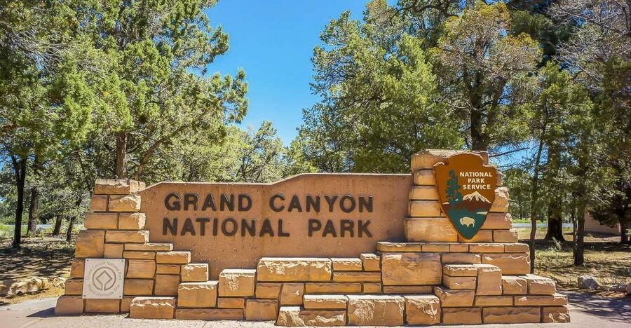 Las Vegas: Grand Canyon National Park South Rim Guided Tour - Early pickup and bus comfort for a long day