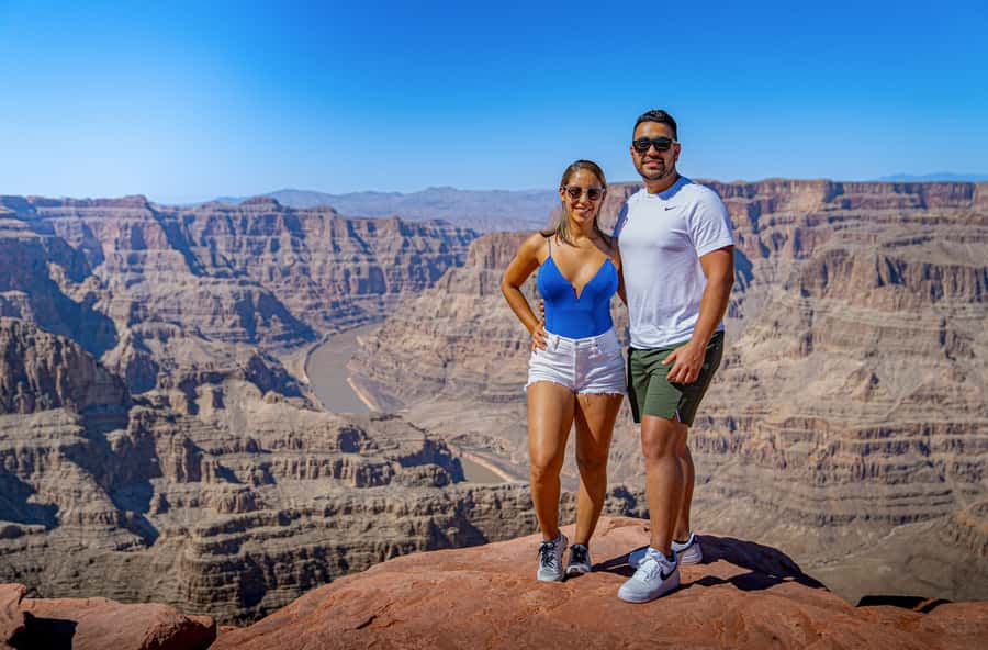 Las Vegas: Grand Canyon West, Hoover Dam & Optional Skywalk - Eagle Point and Guano Point: what to do with your time