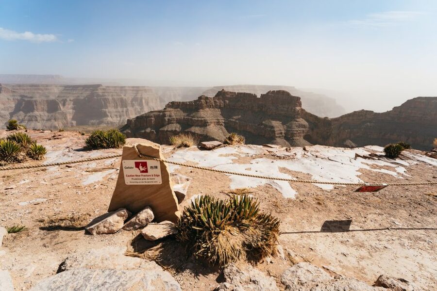 Las Vegas: Grand Canyon West & Hoover Dam Tour + Breakfast - A fast start from Las Vegas to the West Rim