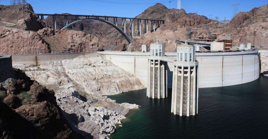 Las Vegas: Hoover Dam Express Tour - From Your Hotel to the Welcome Sign Photo, Then Out of the City