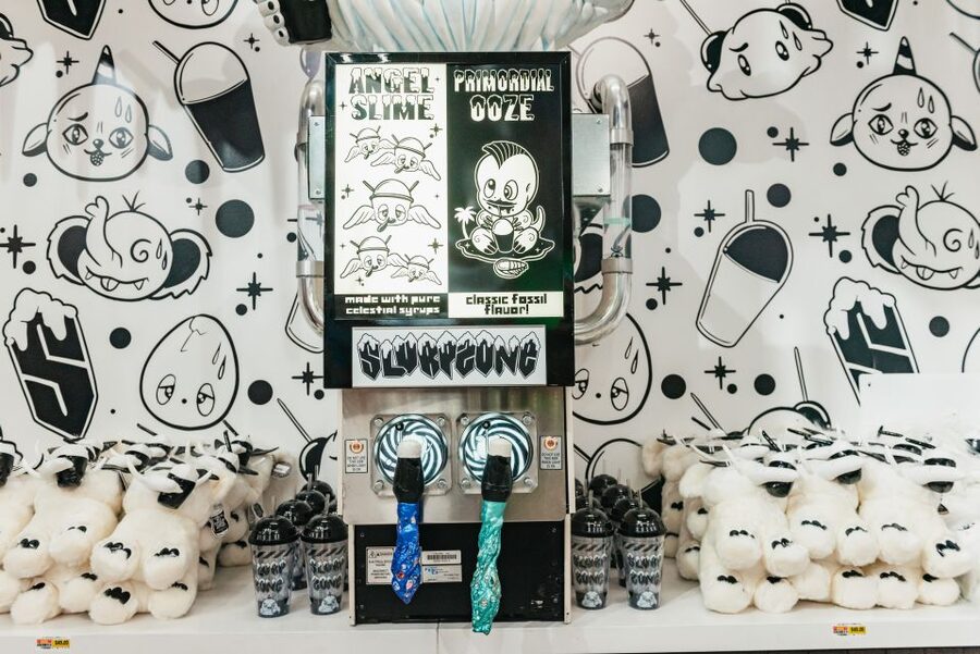 Las Vegas: Meow Wolf Omega Mart Ticket - Parking, Accessibility, and Family Planning That Actually Helps