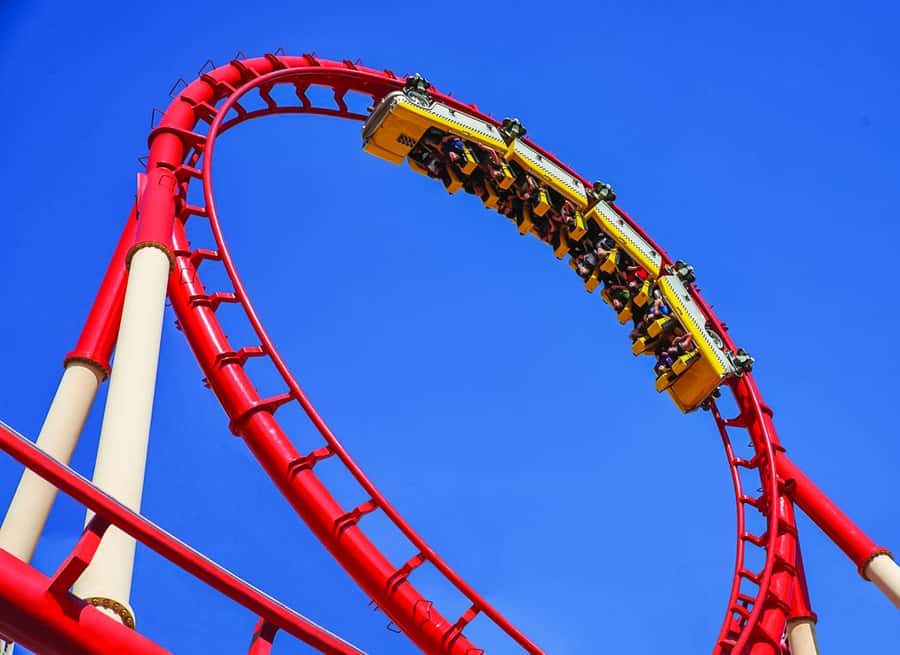 Las Vegas: New York-New York Hotel Big Apple Coaster Ride - The coaster itself: Manhattan-style track and big twist energy