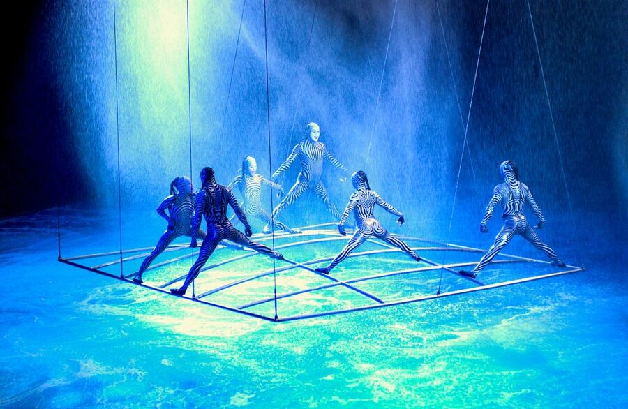 Las Vegas: “O” by Cirque du Soleil at Bellagio - Water is the Main Character, and the Pool Is the Star
