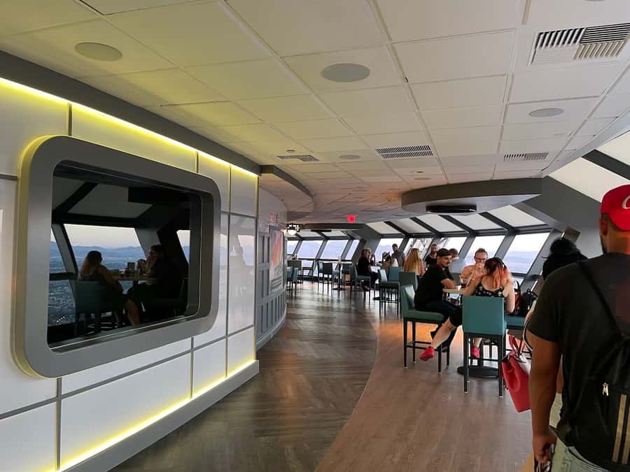 Las Vegas: STRAT Tower Observation Deck Ticket - Drinks, Snacks, and a Practical Note on Not Getting Hungry