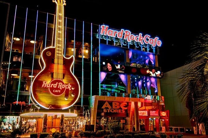 Las Vegas Super Saver: Madame Tussauds with Gondola Boat Ride - Who this gondola and wax combo suits best