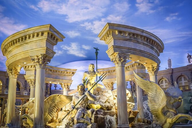 Las Vegas: The Strip's Celebrity Chefs Tour or Downtown Food Tour - What the Downtown Route Tastes Like (Local Energy, More Playful Bites)
