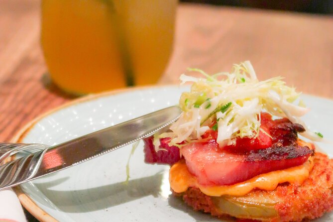 Las Vegas: The Strip's Celebrity Chefs Tour or Downtown Food Tour - The Guide Factor: Why the Stories Stick