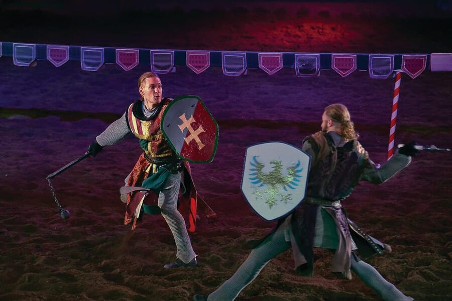 Las Vegas: Tournament of Kings Show at Excalibur - The Effects and the Sensory Reality Check