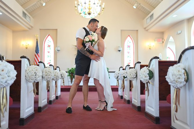 Las Vegas Wedding at A Special Memory Wedding Chapel - Marriage License, Legal Status, and Vow Renewal Reality
