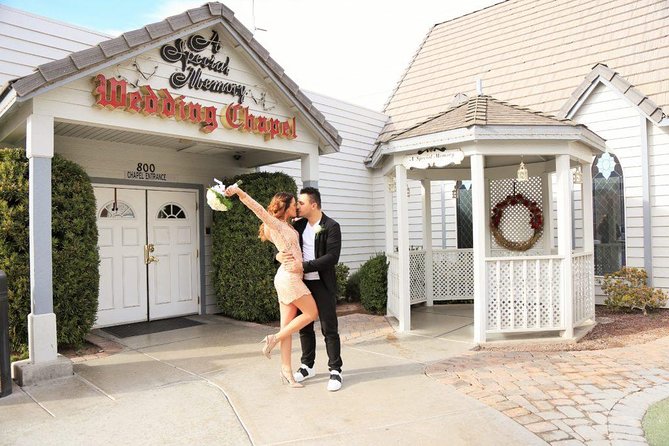 Las Vegas Wedding at A Special Memory Wedding Chapel - Who This Works Best For