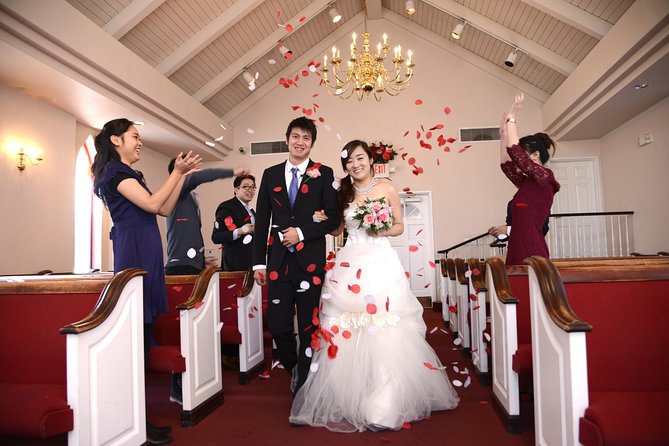 Las Vegas Wedding at A Special Memory Wedding Chapel - Choosing Your Ceremony Package and the Elvis Option