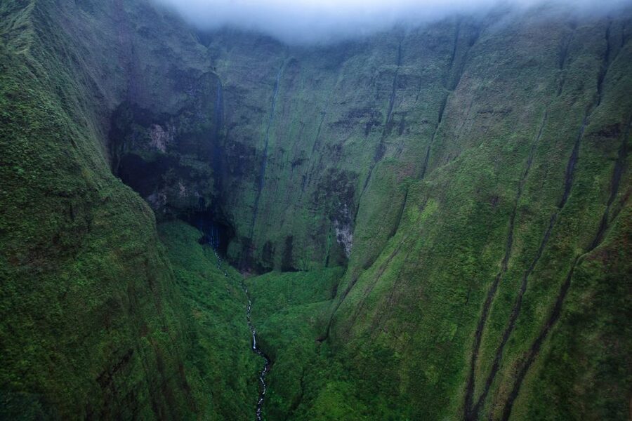 Lihue: Deluxe Waterfall Safari Helicopter Tour - Weather and schedule reality on Kauai