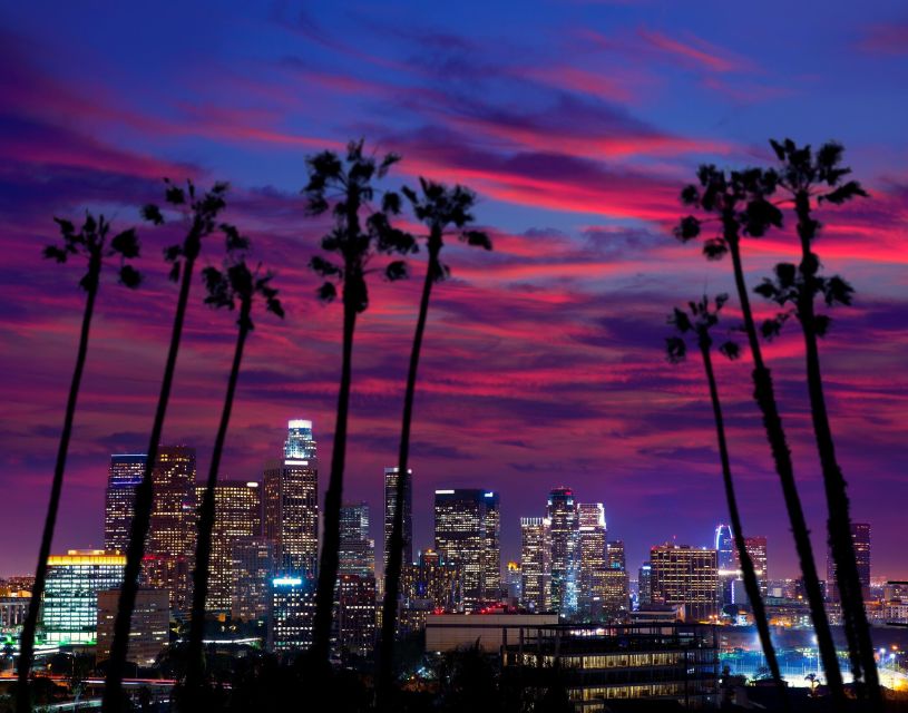 Los Angeles: Hollywood Night Tour with Griffith Observatory - Meeting Up and Getting Started at Starline Tours