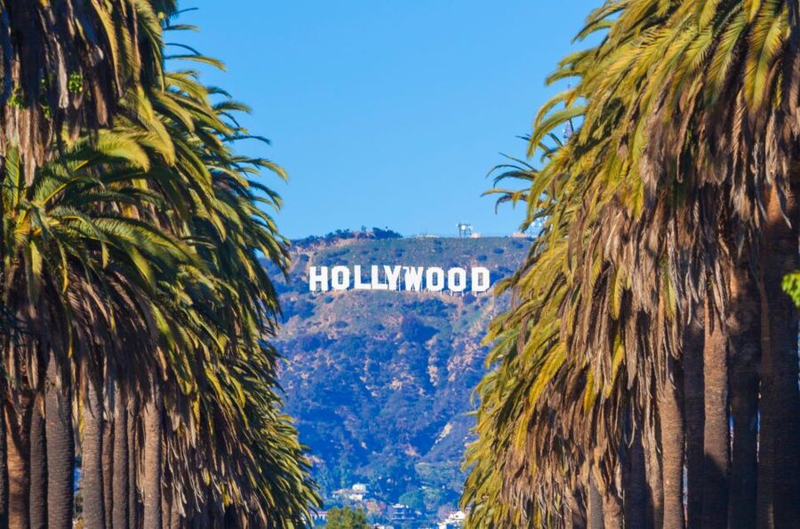 Los Angeles: LA Grand Tour by Open-Air Bus - Santa Monica Pier for about an hour, beach photos and people-watching