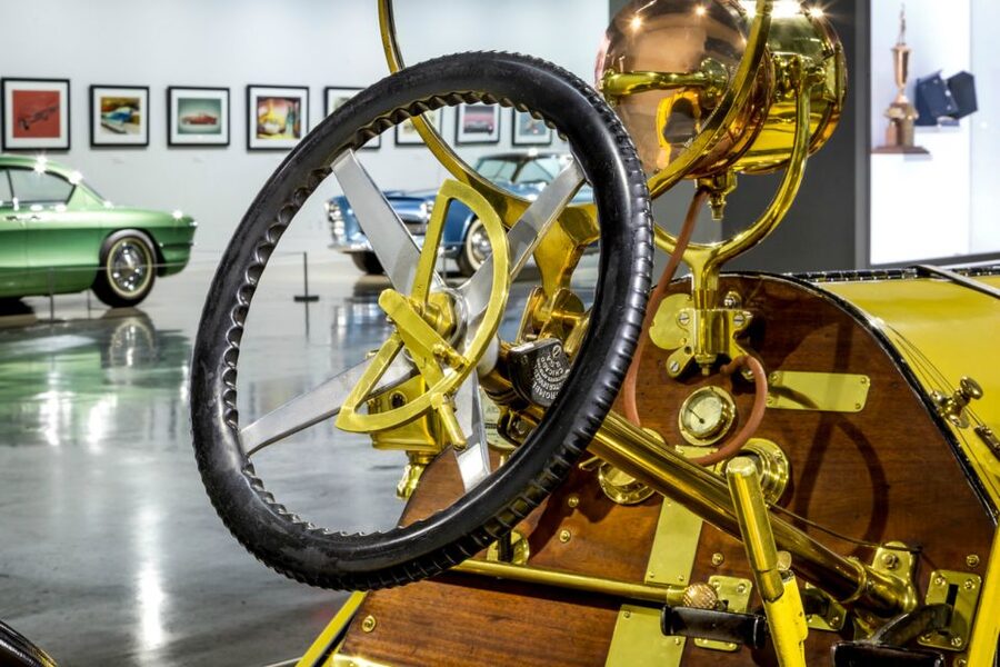 Los Angeles: Petersen Automotive Museum Admission Ticket - Virtual Racing and the Forza Motorsports Experience