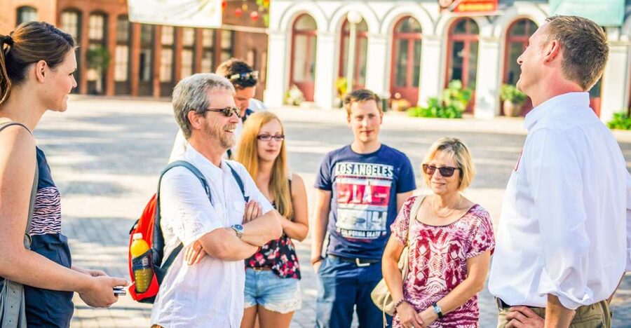 Los Angeles: Small Group Sightseeing Tour - A Small-Group LA Tour With Real Film Location Stops