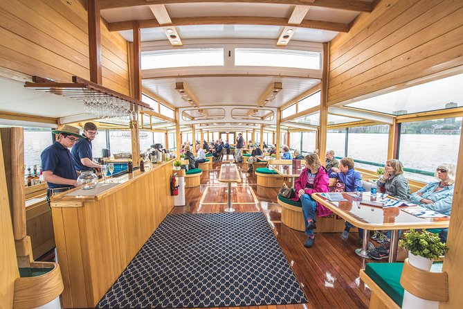 Manhattan Architecture Yacht Cruise - Bridges Underfoot, Including Brooklyn, Manhattan, and Williamsburg