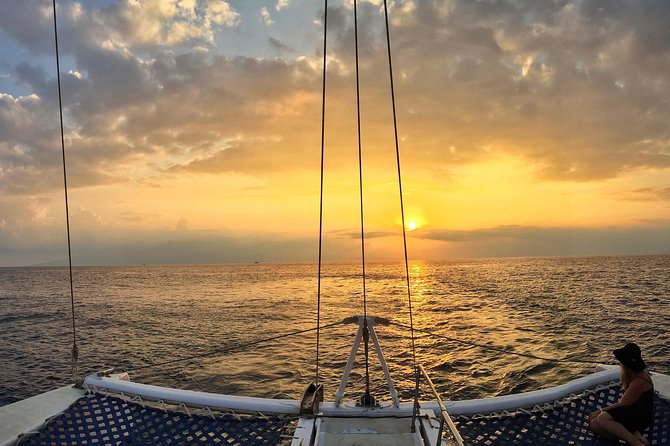 Maui: Original Sunset Cruise with Open Bar from Ka’anapali Beach - Open bar at sunset: how the drinking works without turning sloppy