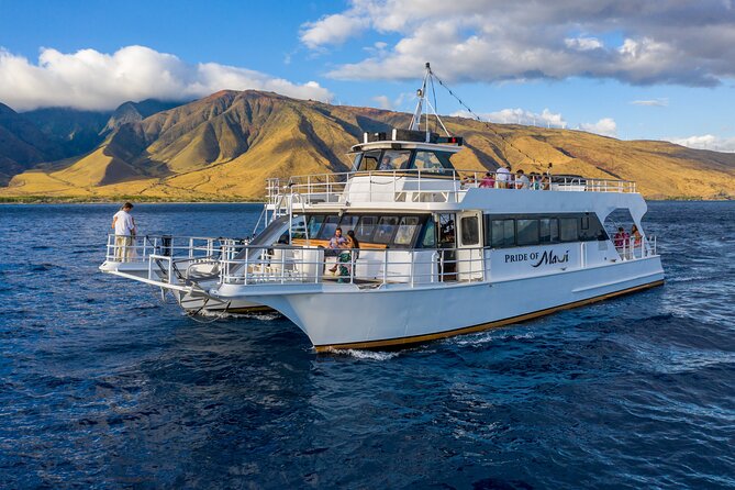Maui Sunset Dinner Cruise - A Hawaiian Hula Experience - Molokini-area route: why the timing feels worth it